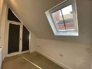 Bedroom 2a- click for photo gallery